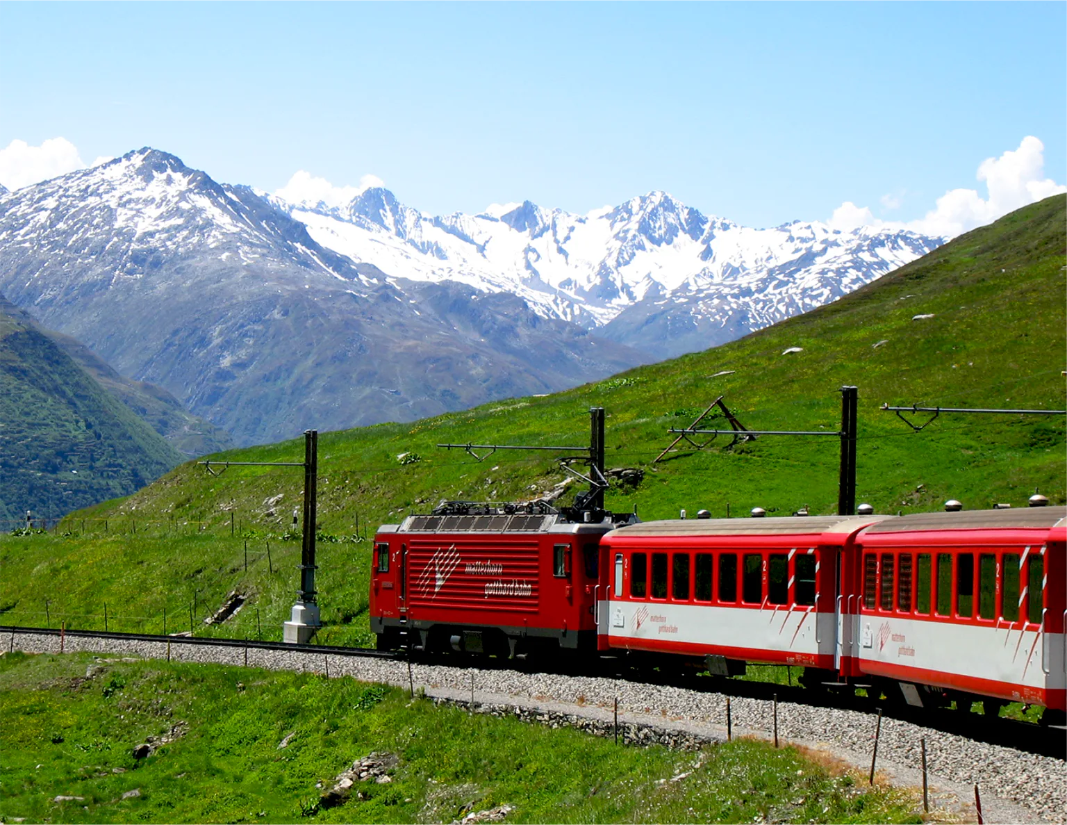 スイス】氷河特急から楽しむ絶景｜ツェルマットからサンモリッツへ